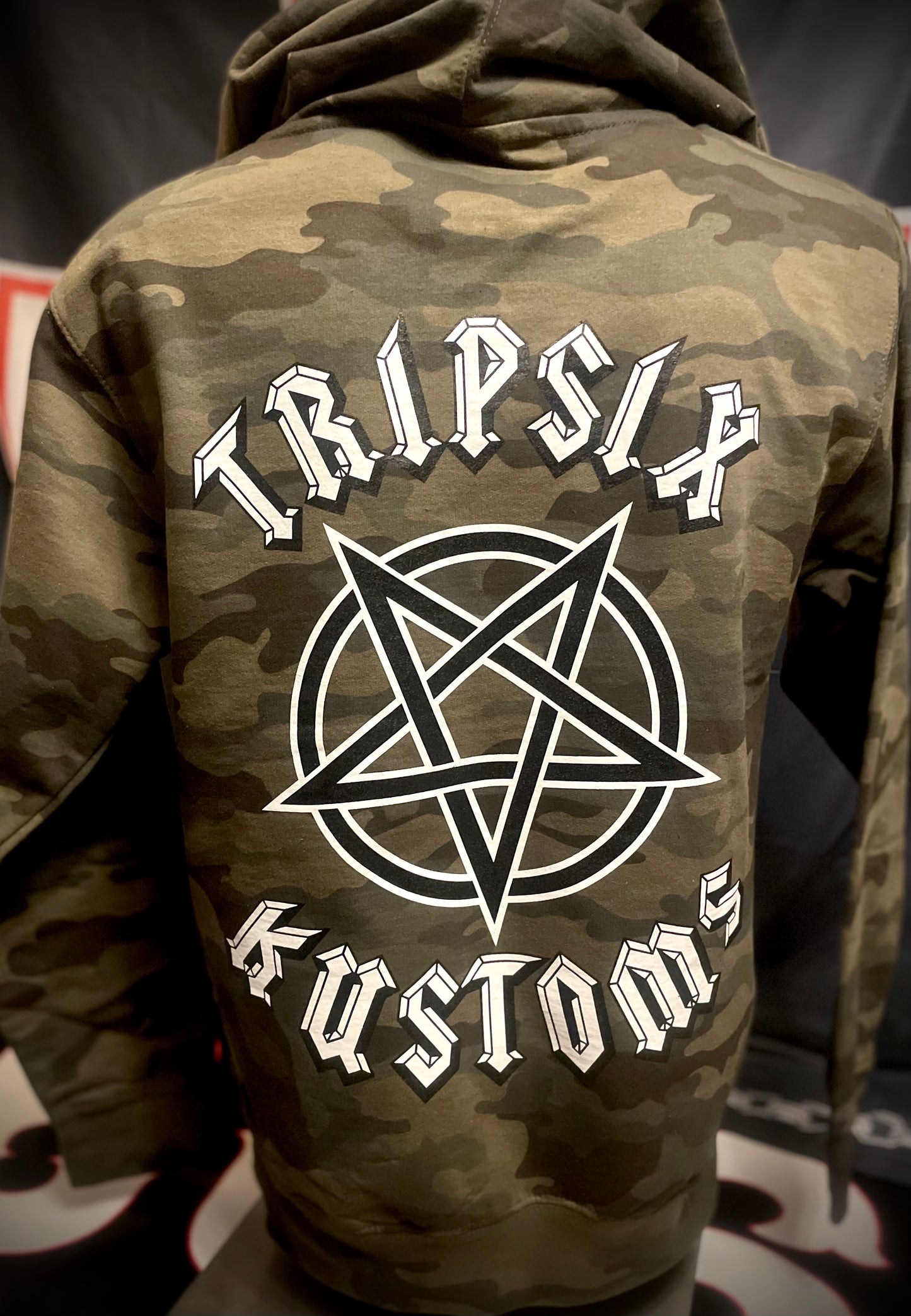 Tripsix Kustoms Pentagram hoodies (medium)